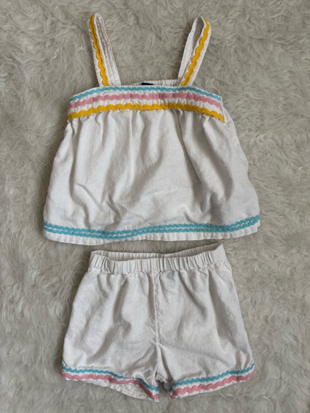 Old Navy White Girls Tank & Shorts Set with Yellow, Blue & Pink Trim